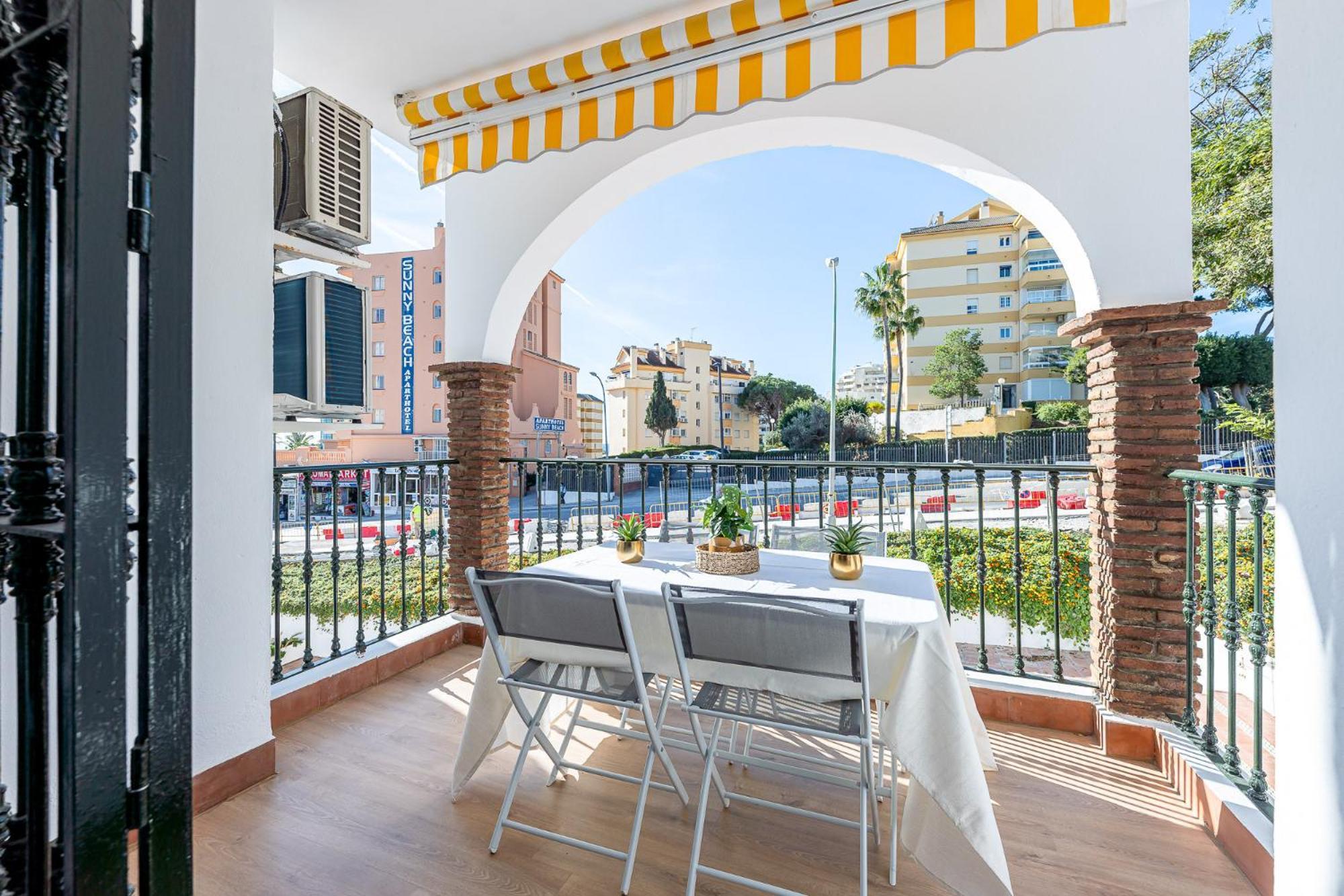797 Holiday Rentals - Apartamento En Pueblo Quinta A 1 Min De La Playa Benalmádena Exteriör bild