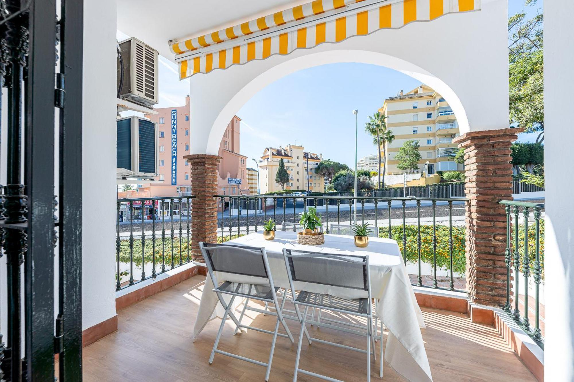 797 Holiday Rentals - Apartamento En Pueblo Quinta A 1 Min De La Playa Benalmádena Exteriör bild