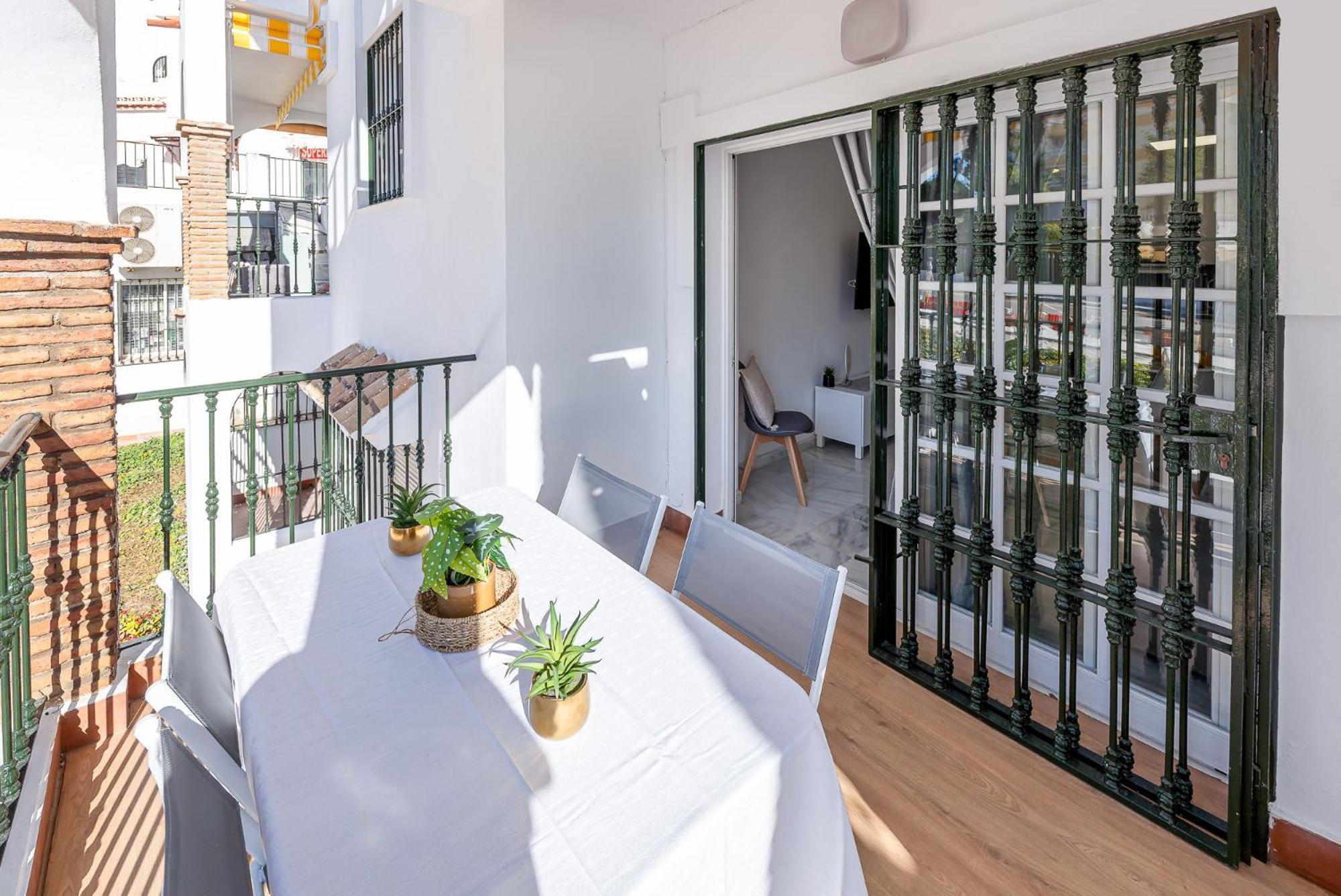 797 Holiday Rentals - Apartamento En Pueblo Quinta A 1 Min De La Playa Benalmádena Exteriör bild